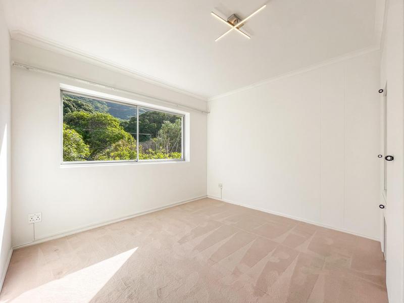 To Let 4 Bedroom Property for Rent in Hout Bay Western Cape